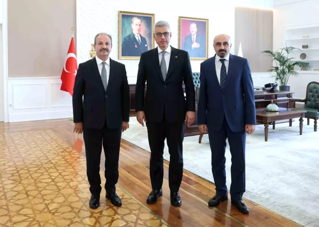 Saglik Sen Genel Baskani Dogan Saglik Bakani ile Toplu Sozlesme Gorusmesi