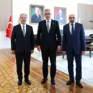 Saglik Sen Genel Baskani Dogan Saglik Bakani ile Toplu Sozlesme Gorusmesi