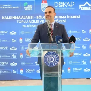 Sanayi ve Teknoloji Bakani Kacir Bayburtta acilis ve imza toreninde