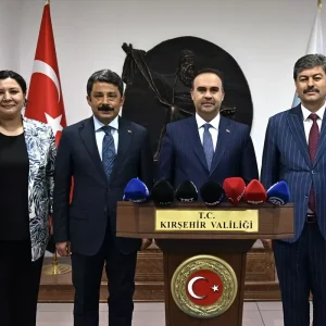 Sanayi ve Teknoloji Bakani Kacir OSBler Turk sanayisinin omurgasi