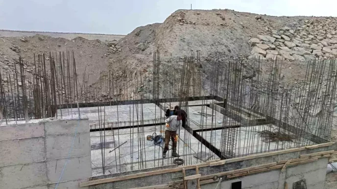 Sarikamis Kayak Merkezinde Suni Karlama Sistemi Projesi Hizla Ilerliyor