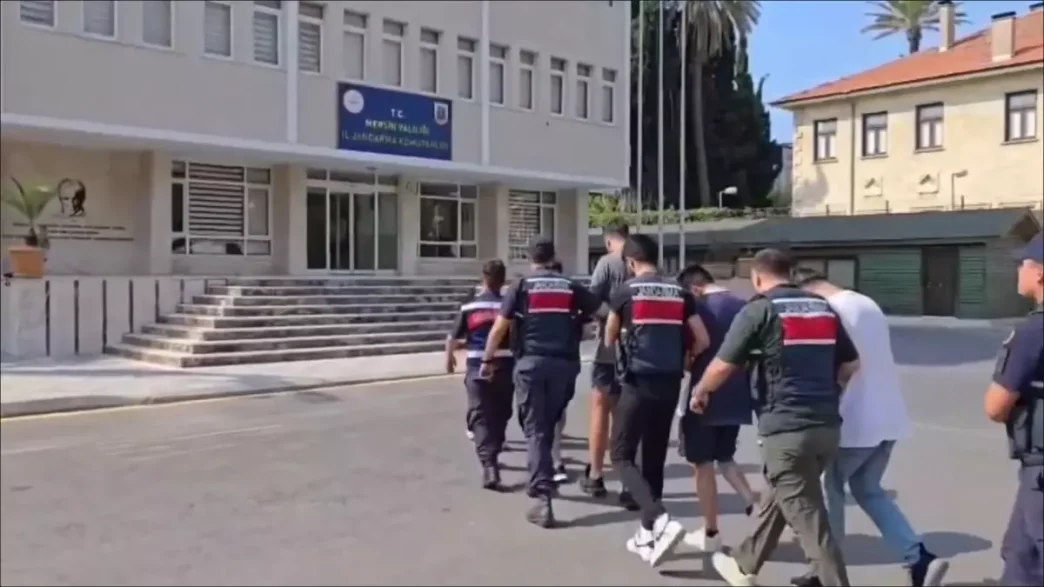 Siber Suclara Yonelik Operasyon 44 Supheli Yakalandi