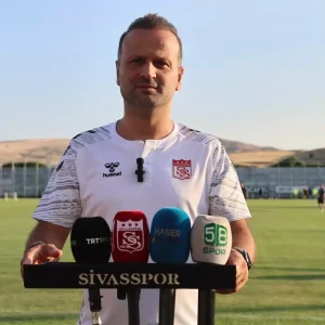 Sivasspor Teknik Direktoru Korkmaz Gurur Duyacak Bir Takim Olacagiz