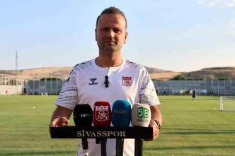 Sivassporun Teknik Direktoru Korkmazdan Guclu Takim Vurgusu