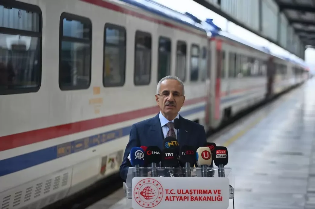 TCDD 4 Yeni Gunes Enerji Santrali ile Yillik 15 Milyar