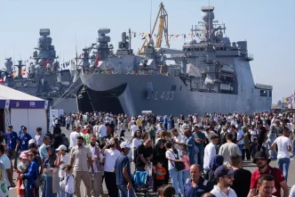 TEKNOFEST Mavi Vatanda Uzun Kuyruklar Olustu