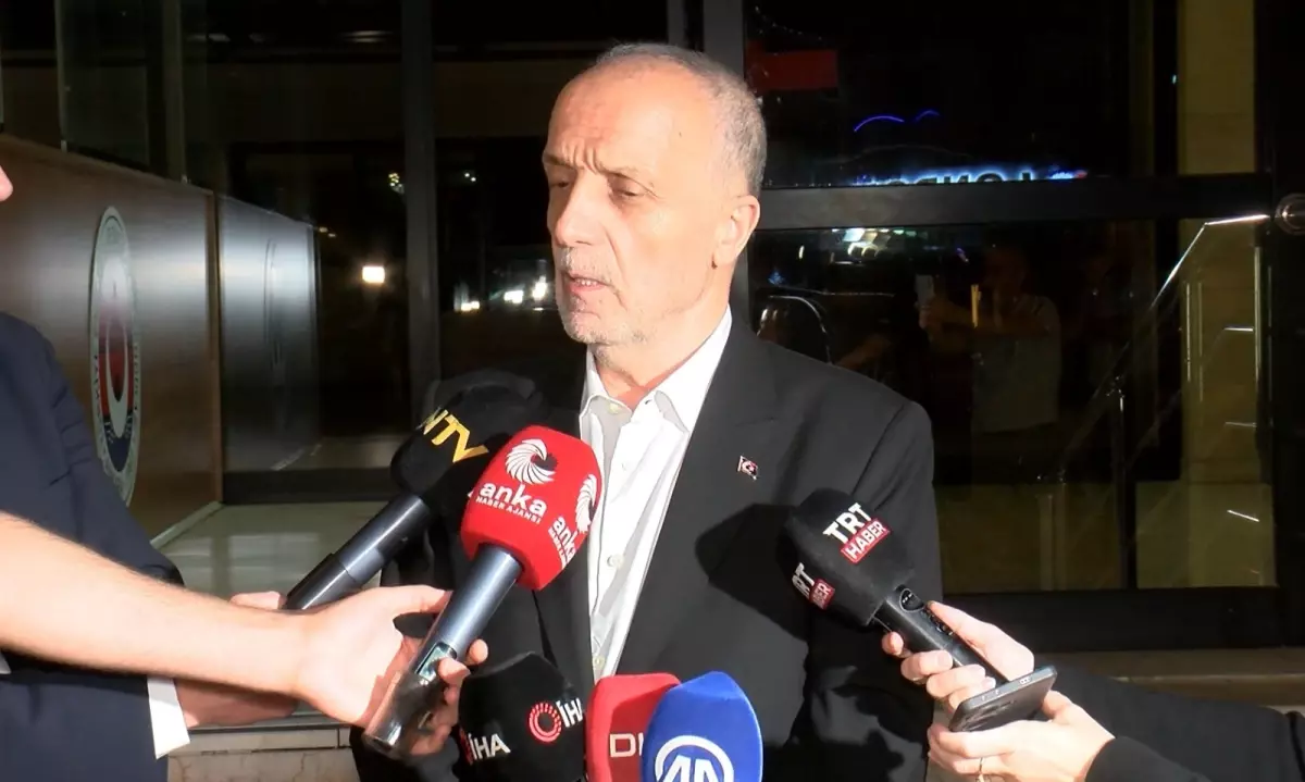 TURK IS Genel Baskani Atalay Hukumetin Son Teklifi Olumluya Yakin