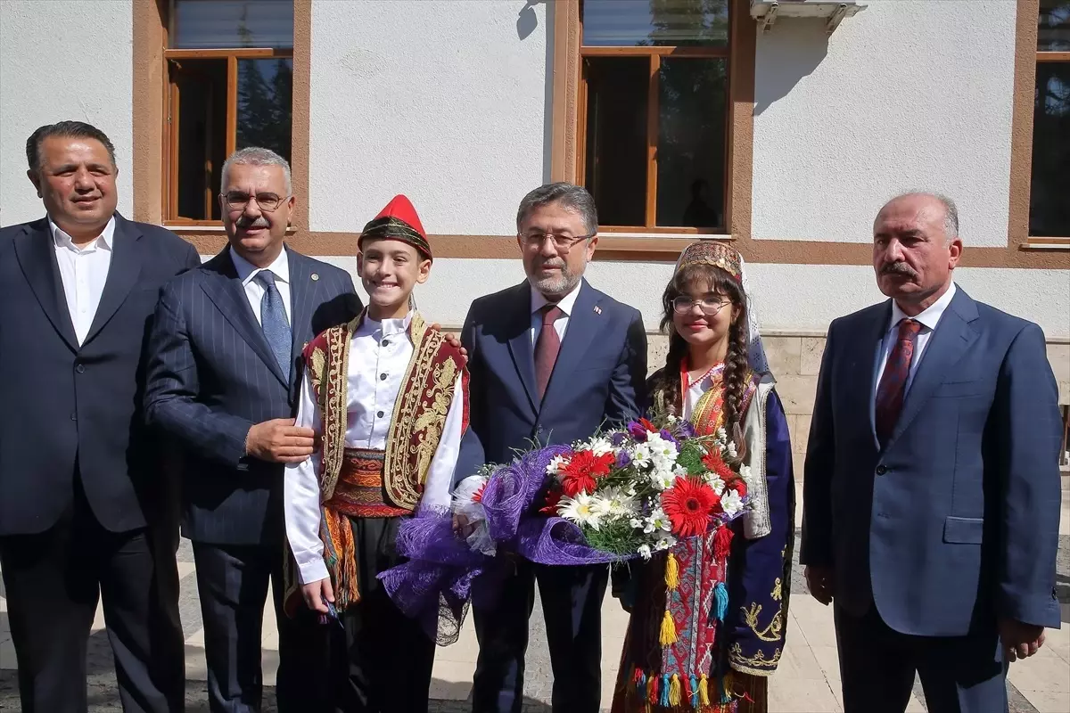 Tarim ve Orman Bakani Ibrahim Yumakli Corumda Incelemelerde Bulundu