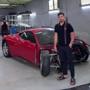 Test Surusunde 15 Milyon Lira Degerindeki Luks Otomobil Hurdaya Dondu