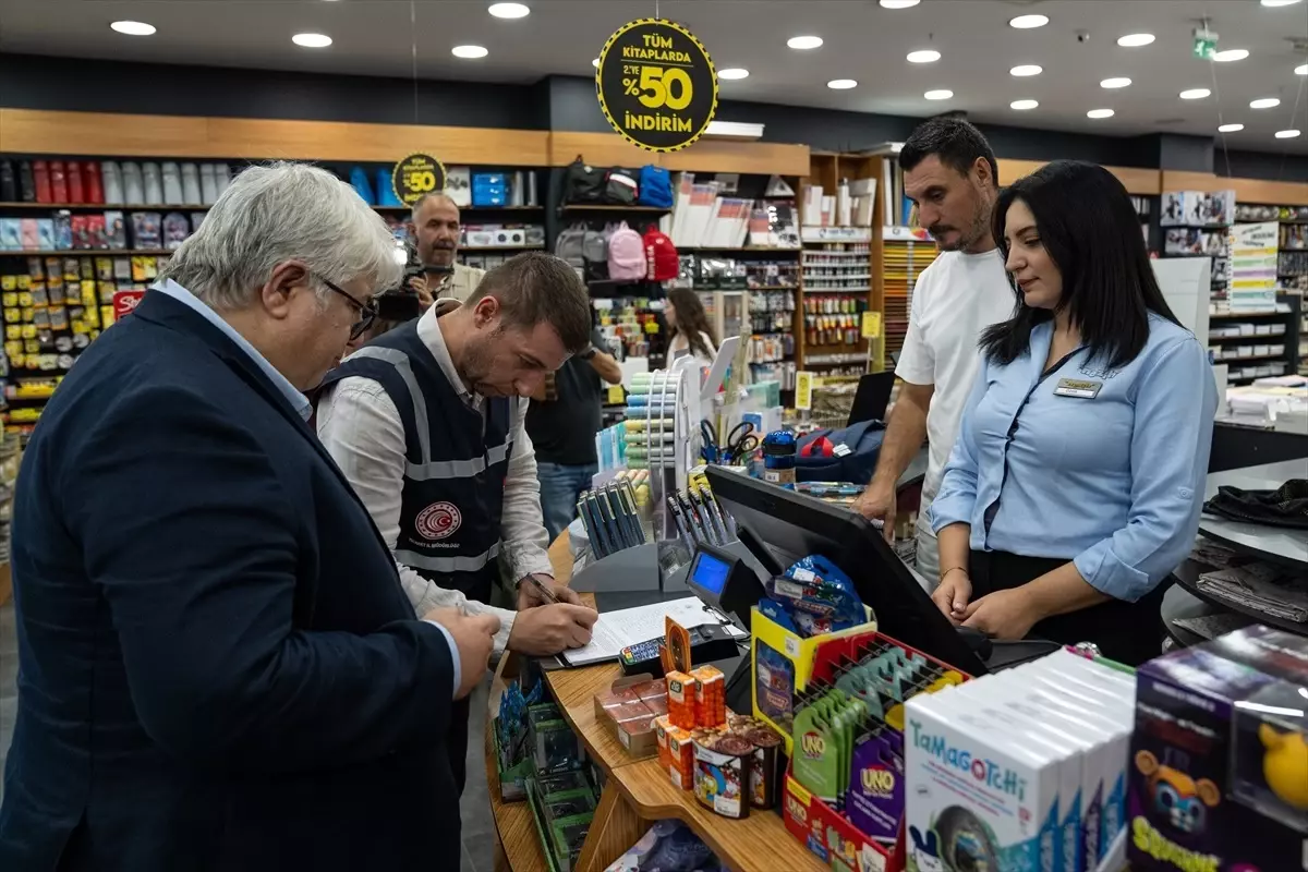 Ticaret Bakanligi Kirtasiye Urunlerine Denetim Yapiyor