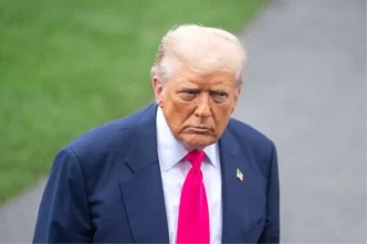 Trump Altin Ithalatina Gumruk Vergisi Uygulanmayacagini Acikladi