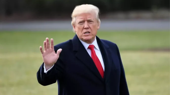 Trumptan Hindistana Yuzde 25 Ek Gumruk Vergisi