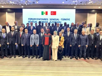 Turkiye Senegal Arasinda 1 Milyar Dolar Ticaret Hacmi Hedefi