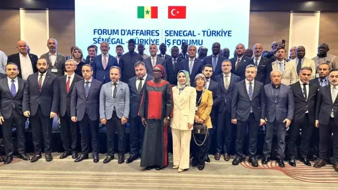 Turkiye Senegal Arasinda 1 Milyar Dolar Ticaret Hacmi Hedefi