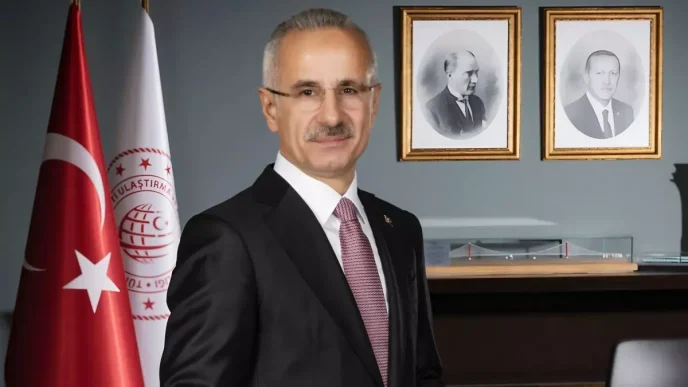 Turkiye ile Suriye Arasinda Aktarmasiz Kara Yolu Tasimaciligi Yeniden Basladi