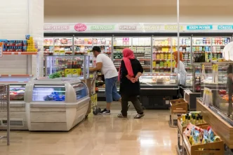 Uc harfli zincir marketlerde satilan sut markasina sorusturma
