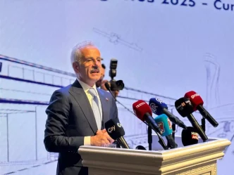 Ulastirma Bakani Uraloglundan Camur Atma Elestirisi