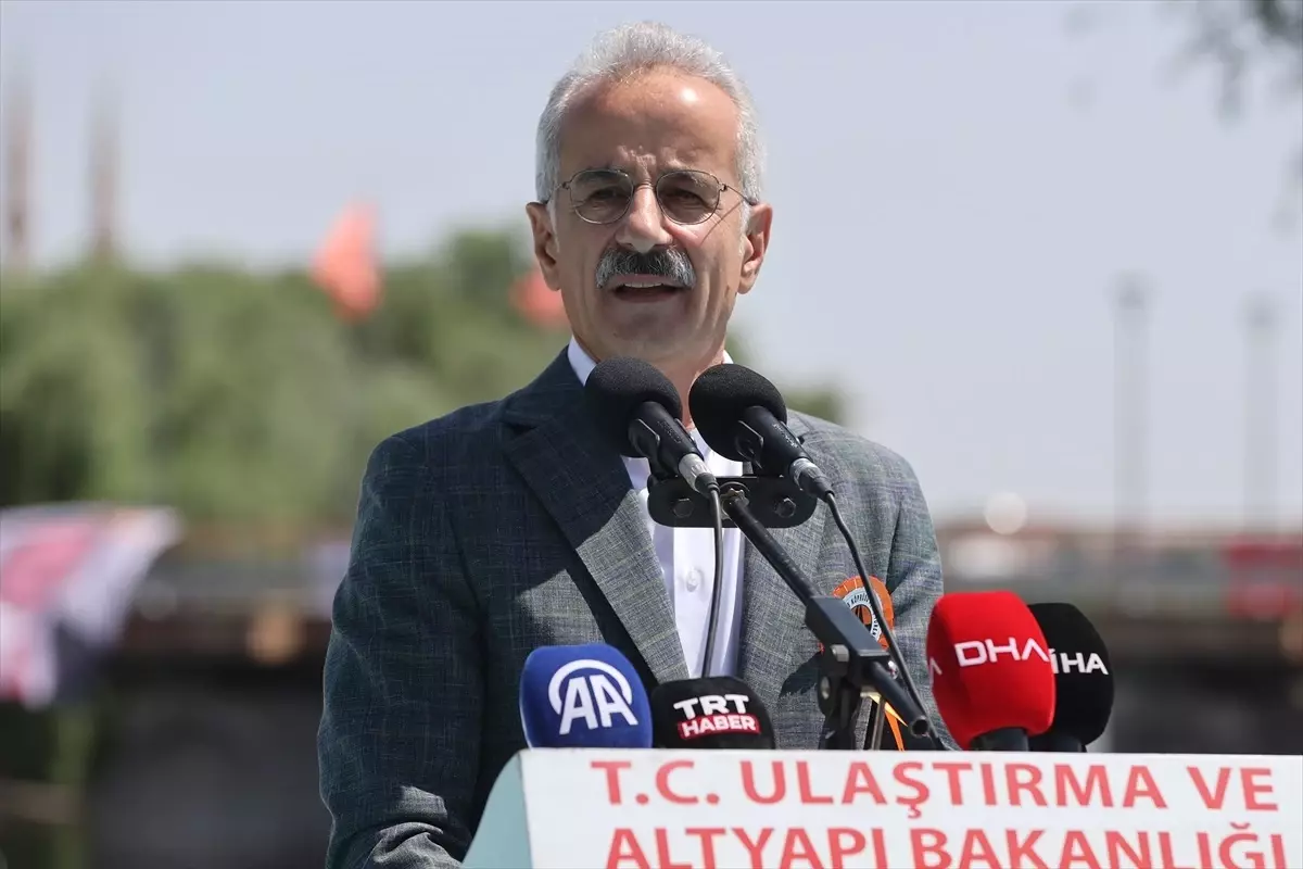 Ulastirma ve Altyapi Bakani Uraloglu Nevsehirde konustu Aciklamasi
