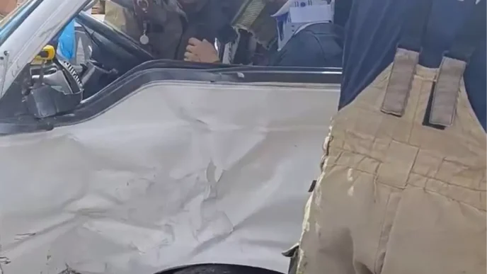 Umraniyede Hafif Ticari Araclarin Kazasi Bir Kisi Yaralandi
