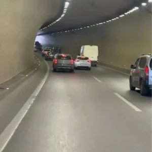 Umraniyede Yol Verme Tartismasi Kavga ile Sonuclandi