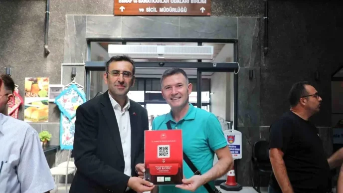 Usakta Gida Guvenligi Icin Karekod Uygulamasi Bilgilendirme Toplantisi