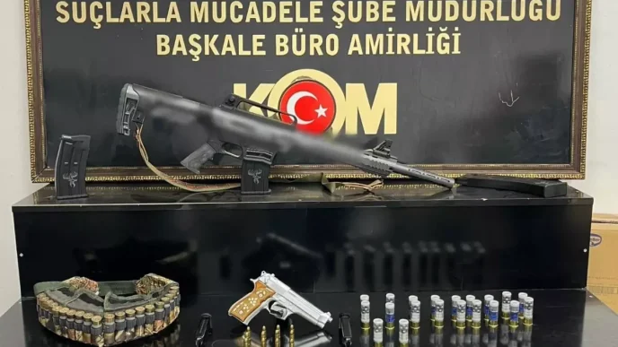 VAN Baskalede Tefecilik Operasyonu 2 Gozalti