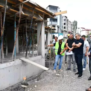 Vali Cicek Posof ve Hanaktaki Genclik Yatirimlarini Inceledi