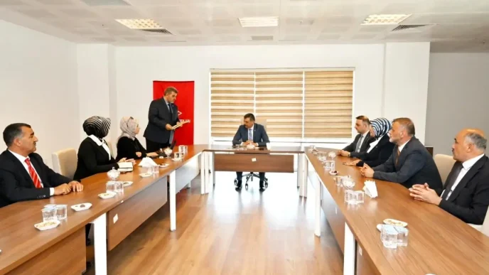 Vali Ciftci TSE Dogu Anadolu Bolge Koordinatorlugunu Ziyaret Etti