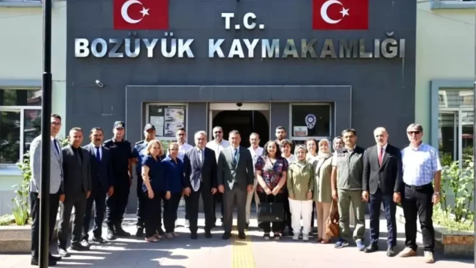 Vali Faik Oktay Sozer Bozuyukte Kamu Hizmetlerini Inceledi