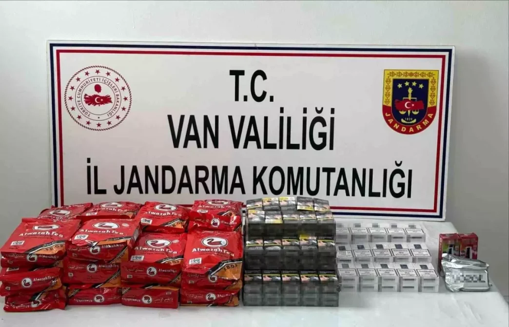 Vanda Gumruk Kacagi Malzemeler Ele Gecirildi