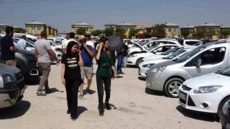 Vanda Ikinci El Oto Pazarinda Alici Azligi Dikkat Cekiyor