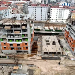 Yarisi Bizden Kampanyasinda Bahcelievler One Cikiyor
