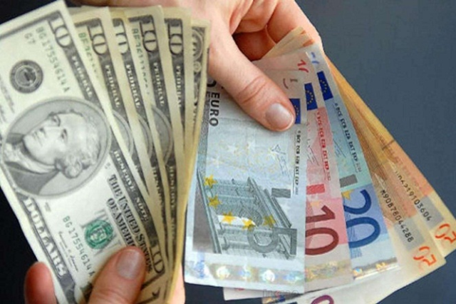 Yatırımcılar dikkat! Dolar ve Euro yerini koruyor, piyasa sakin