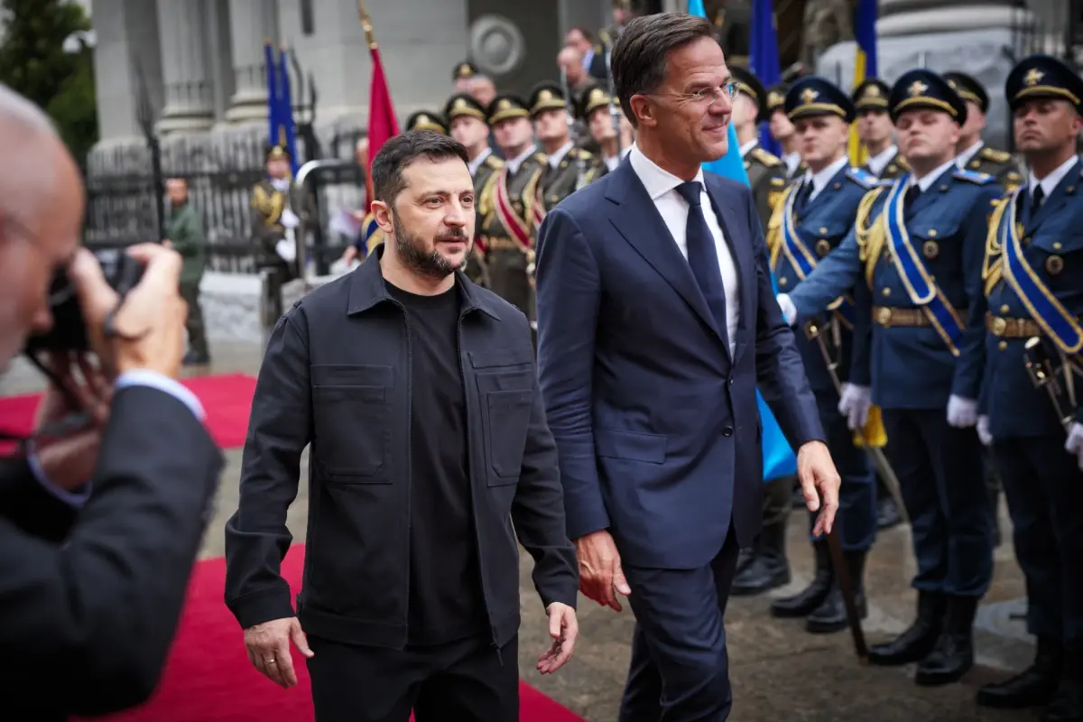 Zelenskiy ve NATO Genel Sekreteri Rutteden Guvenlik Gorusmesi