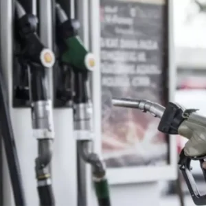 benzine zam geldi mi 27 agustos guncel 18986835 4405 amp