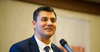 ferdi zeyrek kimdir ferdi zeyrek kac yasinda 18979009 7598 amp