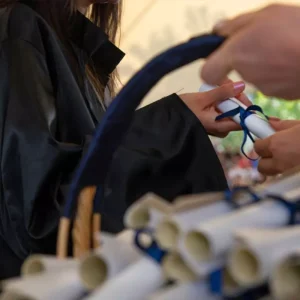 sahte diplomalari gelmeyince sikayet 18917750 4028 amp