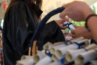 sahte diplomalari gelmeyince sikayet 18917750 4028 amp