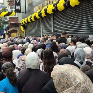 sultangazi de magaza acilisinda indirim izdihami 18931161 6175 amp