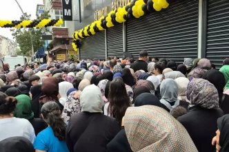 sultangazi de magaza acilisinda indirim izdihami 18931161 6175 amp