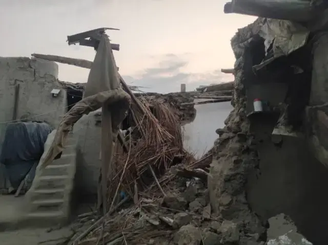 6'lık depremin vurduğu Afganistan'dan gelen ilk görüntüler korkunç