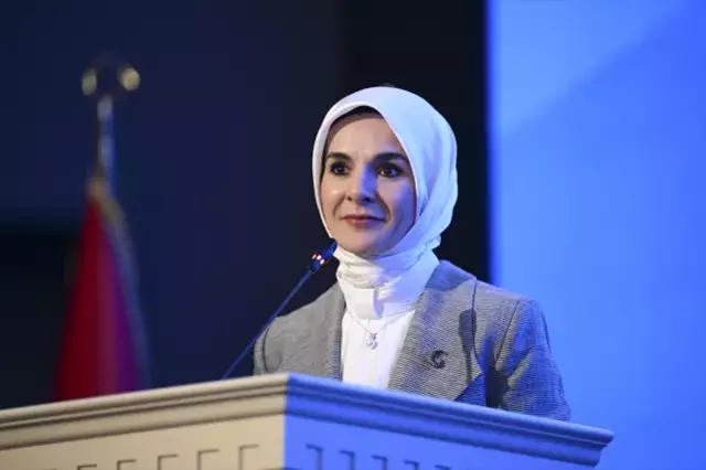Evlenecek ve çocuk sahibi olacak çalışanlara net 3 asgari ücret verilecek
