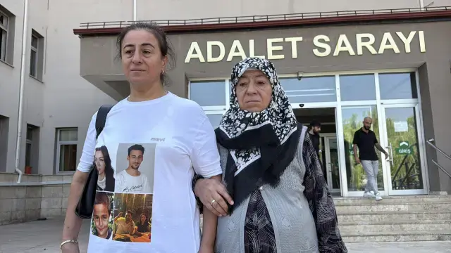 Boğazları kesilerek öldürülen kardeşlerin annesi mahkemede idam istedi