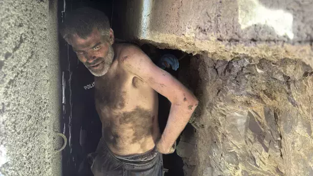 İstanbul'da 15 metrelik duvarın arasında günlerce mahsur kaldı, sesleri duyanlar ihbar etti