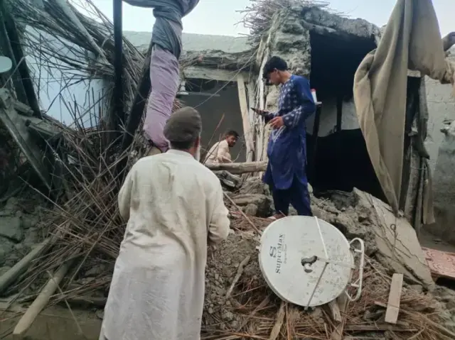 6'lık depremin vurduğu Afganistan'dan gelen ilk görüntüler korkunç