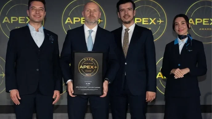 AJet Ikinci Kez Dort Yildizli Dusuk Maliyetli Havayolu Odulunu Aldi