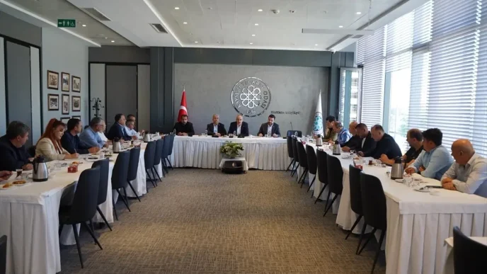 AK Parti Il Baskani Insaat Sektoru Sorunlarini Gorustu