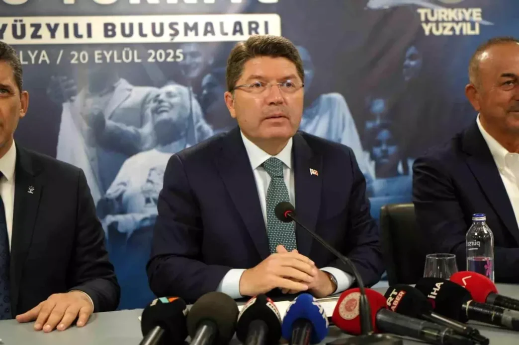 Adalet Bakani Tunc Bugunku yargi darbeciye vesayetciye gecit vermiyor