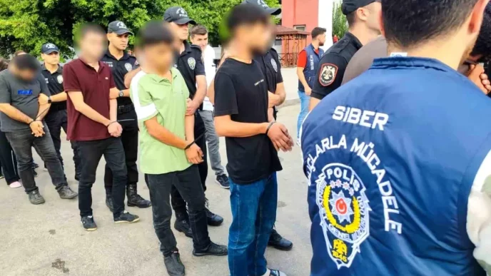 Adana Merkezli Yasadisi Bahis Operasyonunda 33 Supheli Gozaltina Alindi