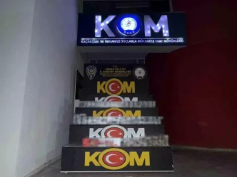 Adanada 4 Bin Paket Kacak Sigara Ele Gecirildi 3 Tutuklama